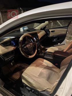 تويوتا أفالون